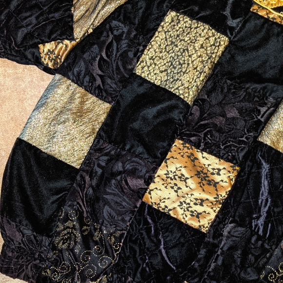 RARE 80s Marguerite Rubel Quilted Jacket with gold-tone lace ribbon trim - Picture 9 of 15